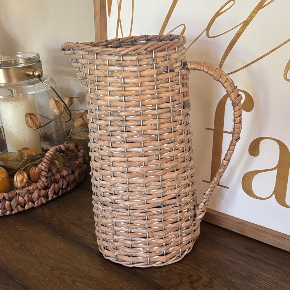 Mud Pie Willow Pitcher, Large, 11 3/4" x 9 3/4" - Picture 4 of 4